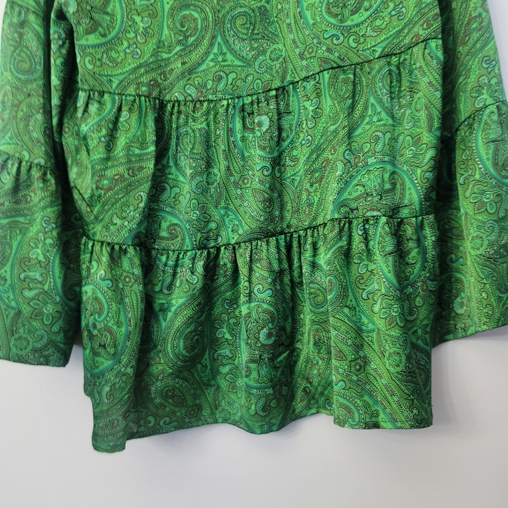 JB By Julie Brown New York Paisley Print Split Mock Neck Bell 3/4 Sleeve Top - Picture 5 of 10